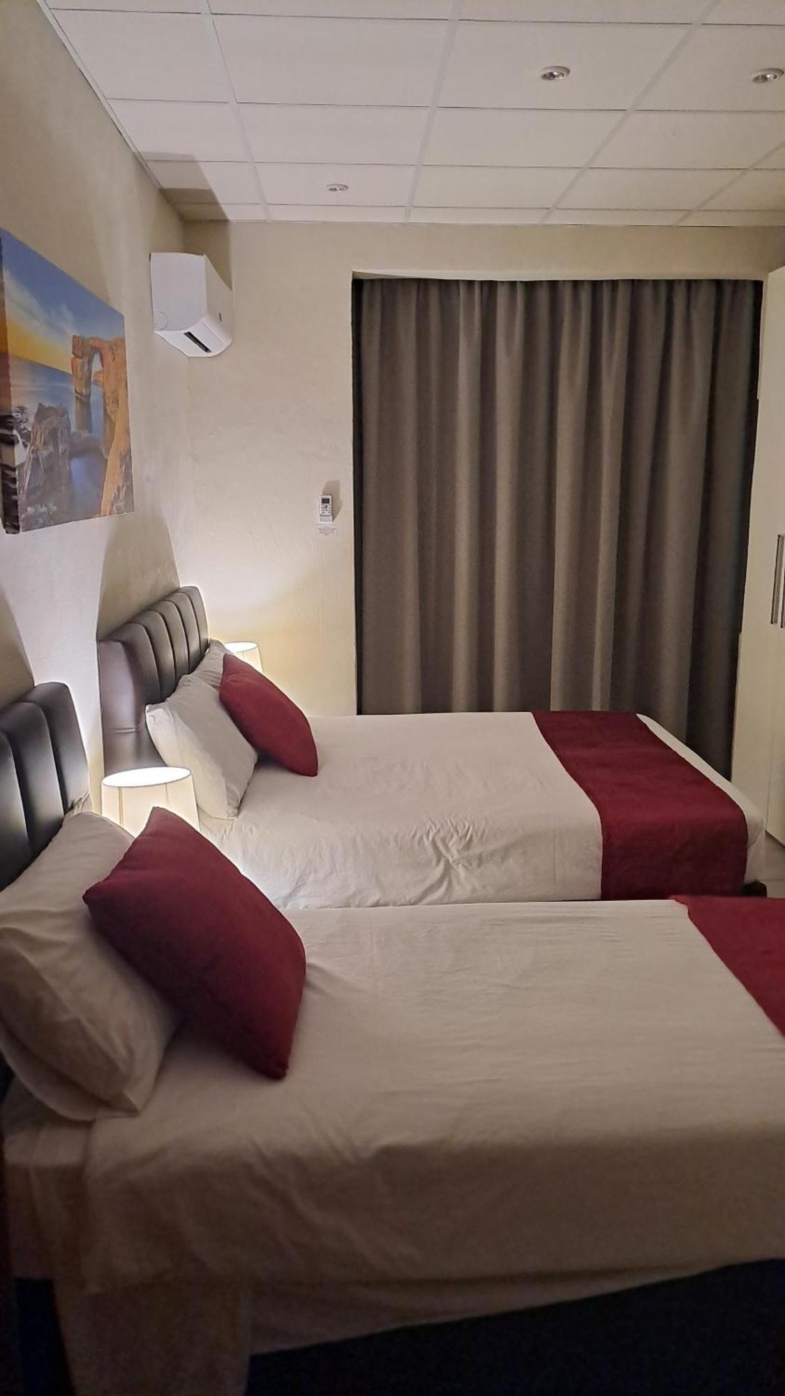 דירות ויקטוריה 85 Palma Living מראה חיצוני תמונה